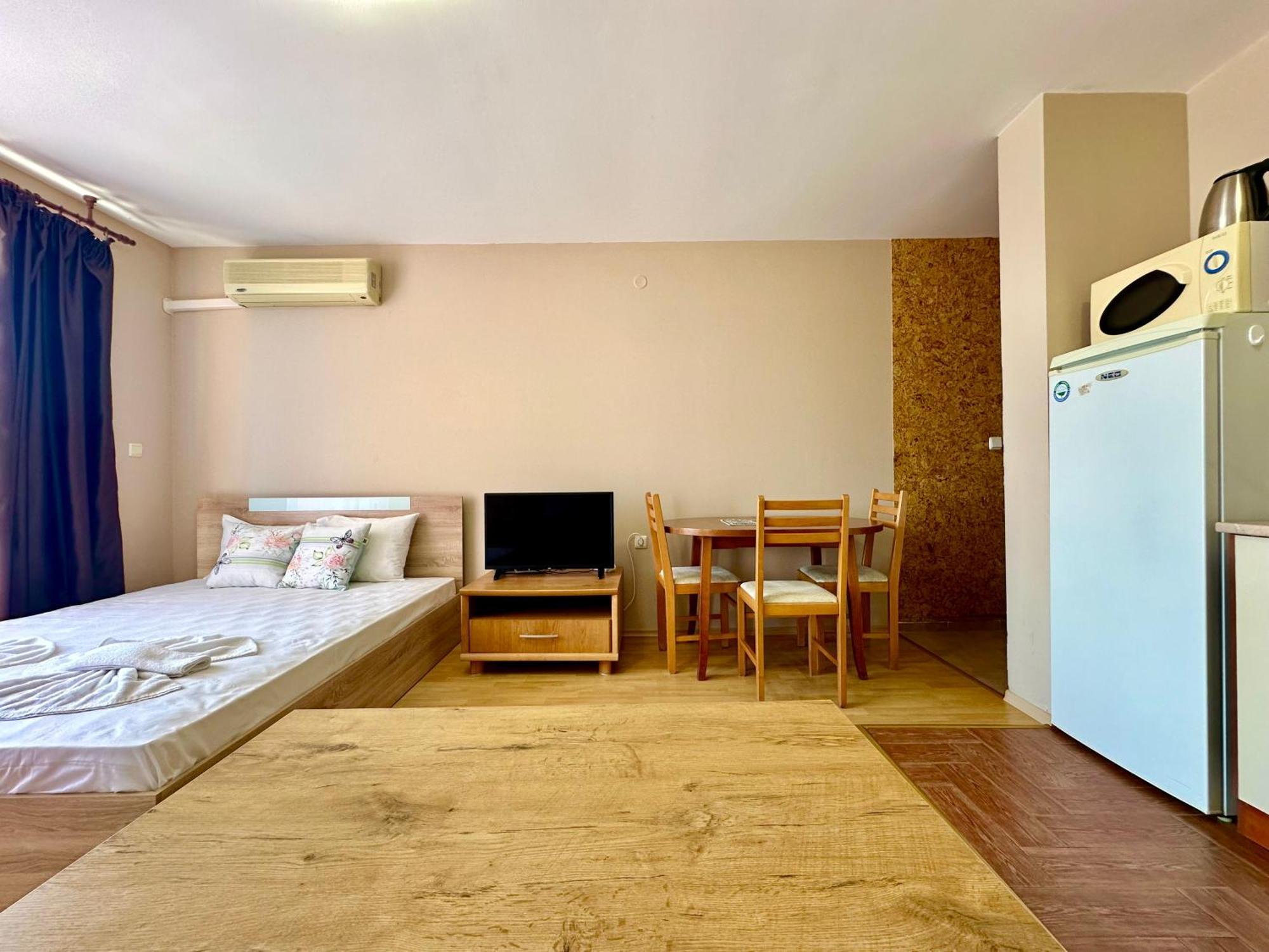 Privilege Fort Beach - Menada Apartments Elenite Exterior photo